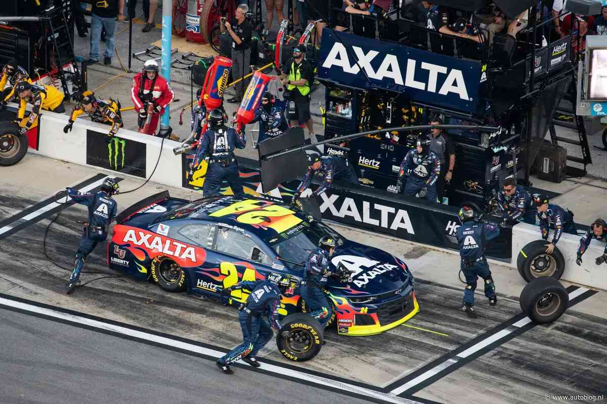 Max Verstappen gaat naar de NASCAR, teambaas bevestigt gesprekken