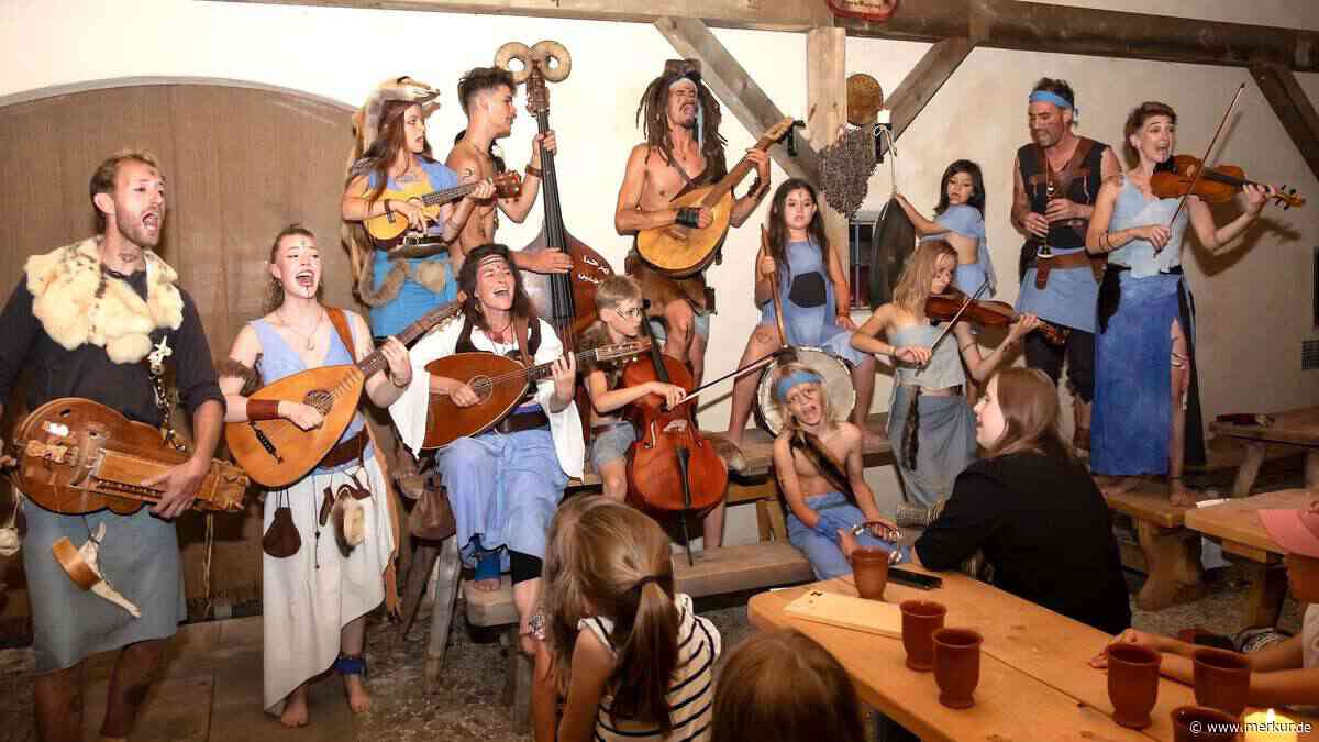 „Banduroszka" kommt mit neuer CD zum Bozner Markt – mit Schildkröten-Song