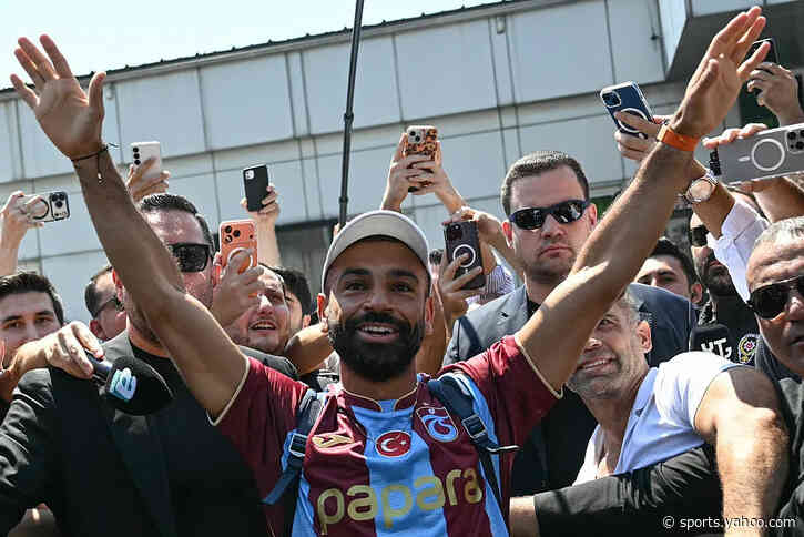 🎥 Fans go wild, this is how Salah arrived in Turkey