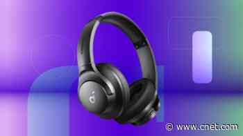 Pay Just $40 for These Popular Soundcore Q20i Headphones