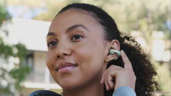 The Sony LinkBuds Clip are some of the best open earbuds Ive tried — and theyre on sale