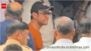 Aamir at Rawat funeral: Veteran Ghajini actor dies at 74