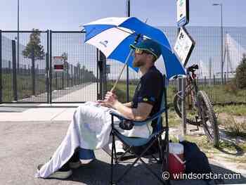Windsor cyclist camped out at Gordie Howe bridge to be first cyclist to cross