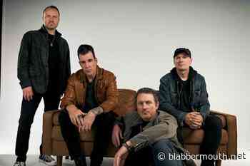 THEORY OF A DEADMAN's TYLER CONNOLLY Says Idea For Informal Name Change To THEORY 'Came From The Record Label'