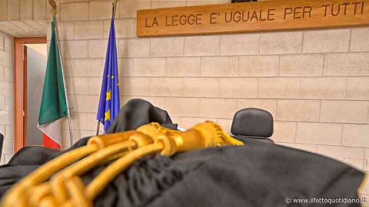 Imperia, 67enne arrestato si presenta in mutande in tribunale: il giudice gli presta una maglietta