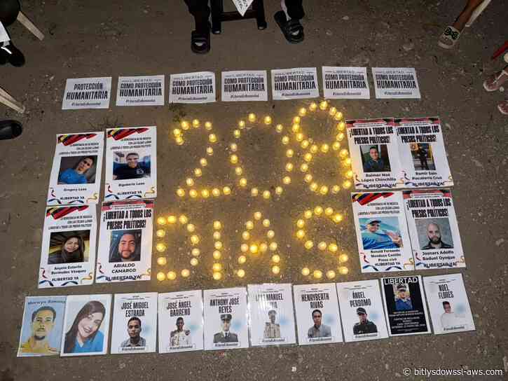 Familiares de presos políticos cumplieron 208 días de vigilia frente a El Rodeo I