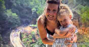 Op een berg in Sri Lanka voelt Krista (34) het ultieme geluk, twee weken later staat haar leven op z’n kop