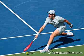 Fonseca vence a Tsitsipas y pasa a tercera ronda en el Masters de Montreal