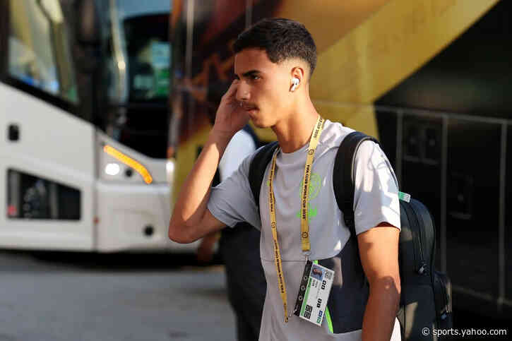 Enzo Maresca has been impressed with a young defender who looks like a Manchester City centre-back