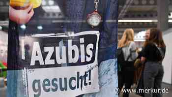 Großer Azubi-Gehaltscheck mit überraschendem Sieger: So viel Geld gibt es mit Tarifvertrag