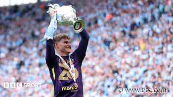 Coventry sign Brighton goalkeeper Rushworth after loan
