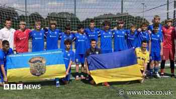 Ukrainian teen footballers train with Leeds United