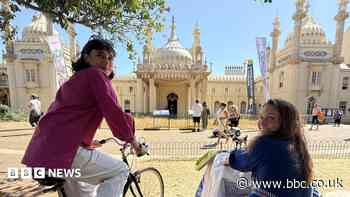 Pedal-powered artist stitches Pavilion portrait