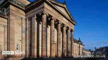 Gallery workers to strike over staffing cuts
