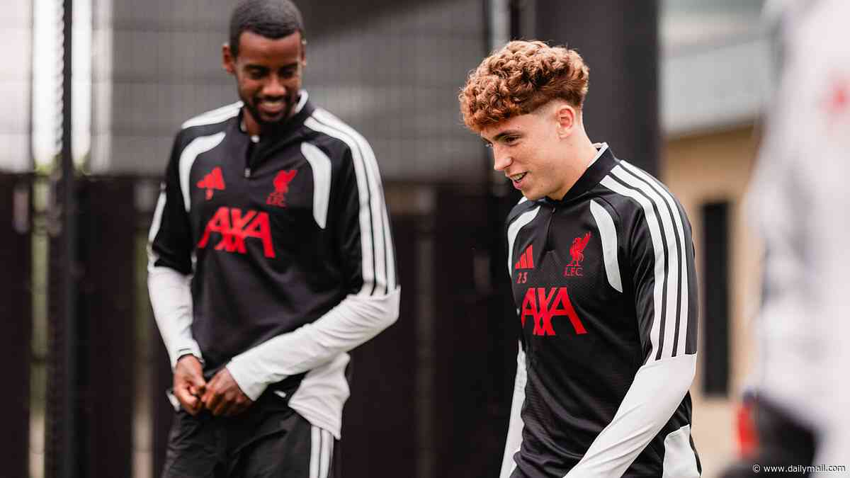 New Liverpool signing Victor Munoz reports for duty - as highly-rated Southampton and England teenager jets to Italy to seal Serie A loan move: WINDOW WATCH