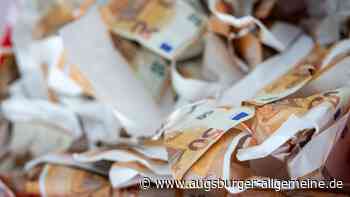 Profis produzieren täuschend echtes Falschgeld – doch diese beiden Augsburger scheitern kläglich