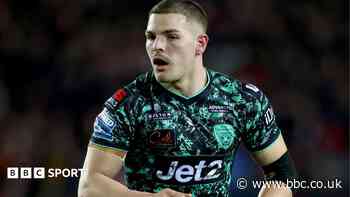 Hull FC sign Leigh full-back Hodgson