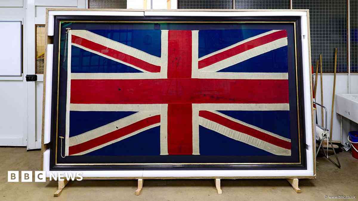 Museum buys rare Battle of Trafalgar flag