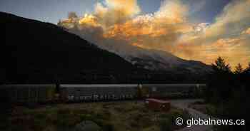 Metro Vancouver wildfire prompts evacuation alerts as Fraser Canyon residents go home