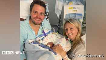 Couple raise £114k for hospital after losing twins