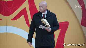 Gianni Infantino will mit neuen Versprechen die Verteidigungslinie schliessen
