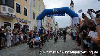 3200 Zuschauer jubeln BR-Radltour zu – Moderator kürt Dorfen zum Spitzenreiter