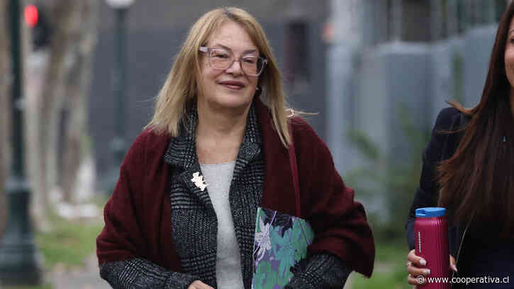 Trama bielorrusa: Exministra Vivanco declara por segundo día ante Fiscalía