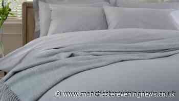 'Hotel quality' Debenhams 800 thread count bedding set reduced from £250 to £46