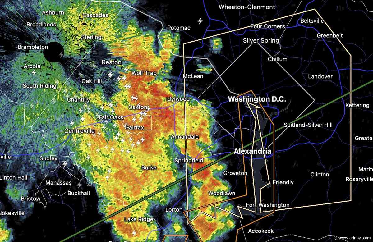 JUST IN: Special Weather Statement issued for strong storms heading toward Arlington