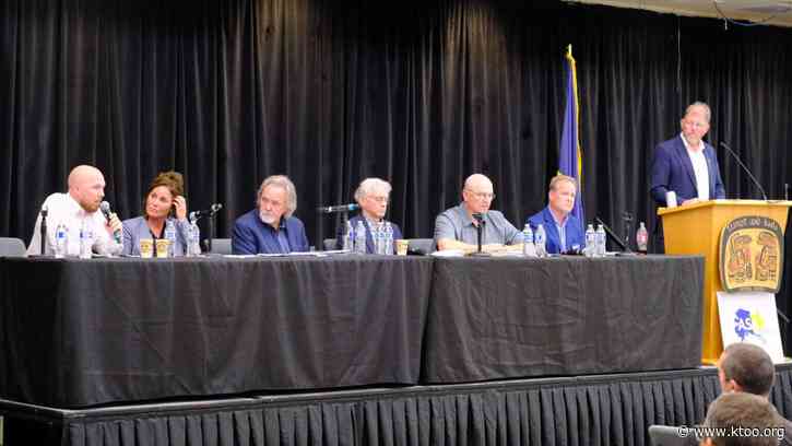 Alaska superintendents drill down on education policy with some gubernatorial candidates
