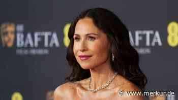 „Emily in Paris“-Star zeigt sich mit Halskrause: Minnie Driver in schweren Autounfall verwickelt