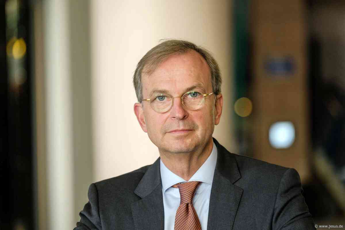 Beauftragter: Menschenwürde ist nicht mit völkischem Nationalismus vereinbar