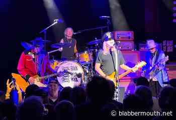 Watch: CHEAP TRICK Plays Intimate Concert At Historic Troubadour In West Hollywood
