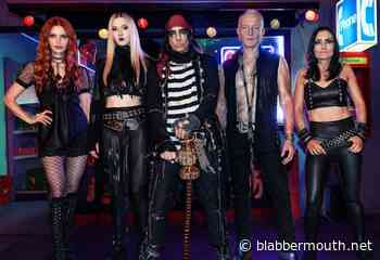 CROSSBONE SKULLY Recruits DEF LEPPARD's PHIL COLLEN And Legendary Producer ROBERT JOHN 'MUTT' LANGE For 'Thunder Love' Single