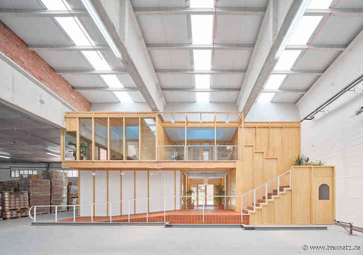 Freudvoller Eingriff - Umbau einer Textilfabrik bei Barcelona von NUA arquitectures