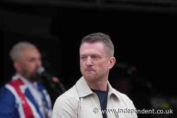 Tommy Robinson in surprise apology to Muslim student targeted by online hate campaign