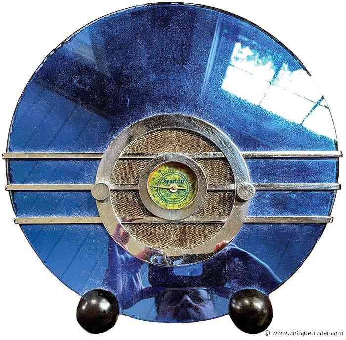 Collector’s Gallery: Art Deco Airwaves