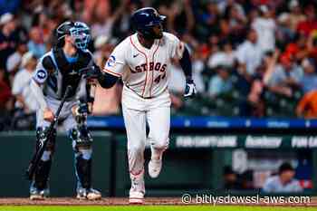 Yordan Álvarez persigue el MVP de la Liga Americana y una marca de 70 años