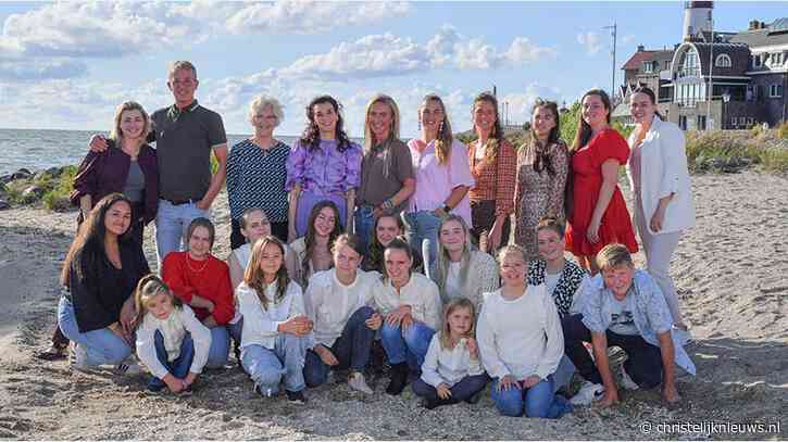Eerste zangschool van Urk verhuist na 46 jaar naar De Driemaster