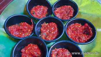 Selbstgemachtes Tomaten-Chutney: Vorrat für den Winter aus Sommer­tomaten