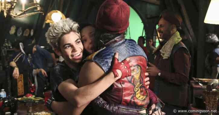 Disney’s Descendants Franchise Expands With Surprising New Movie, Title & Plot Revealed