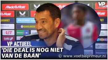 Van Bronckhorst kiest nieuwe Feyenoord-aanvoerder: 'Daar heb ik hem op uitgekozen'