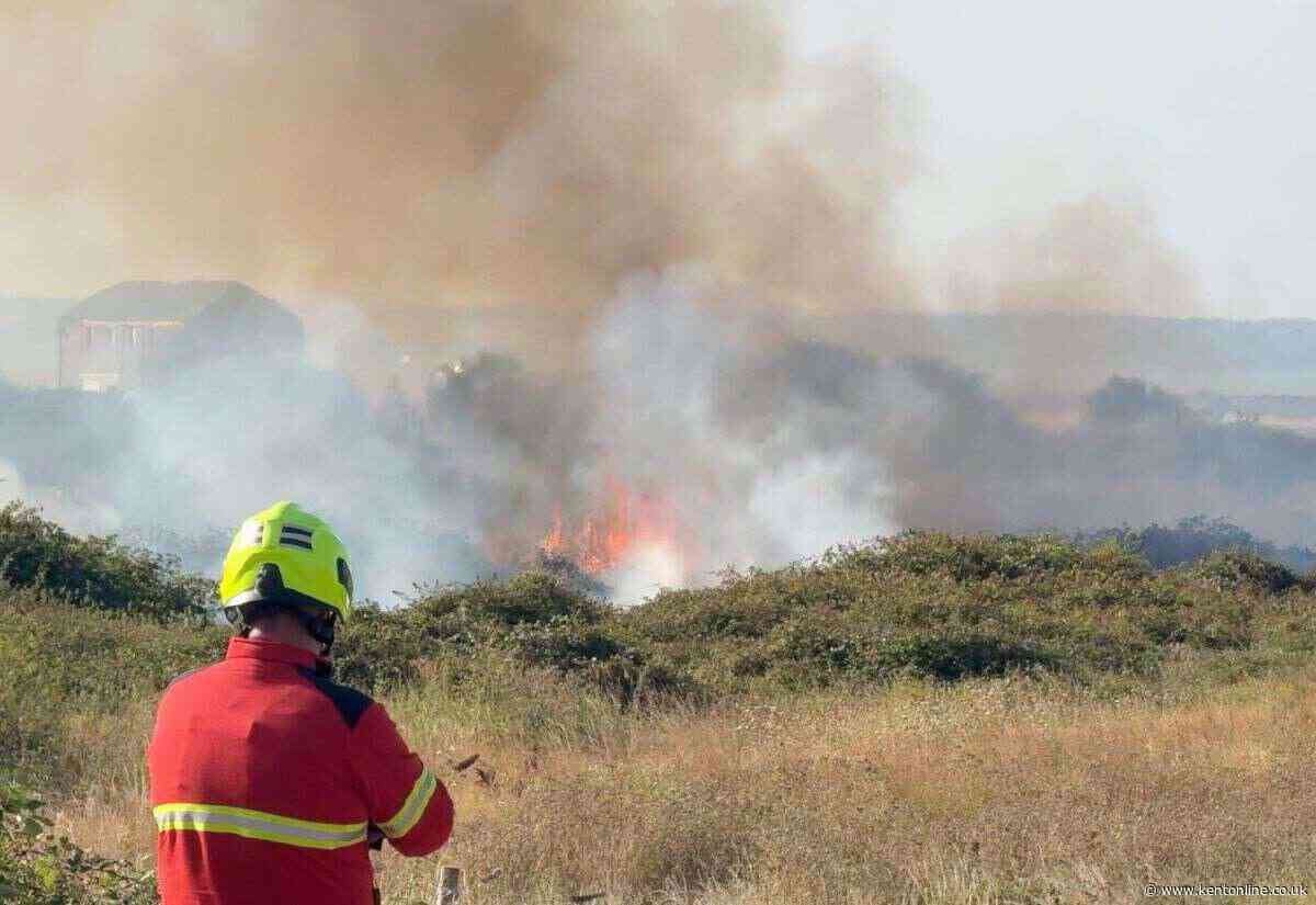 Big emergency responses as wildfire blazes hit Kent