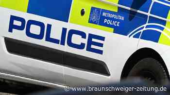 ADHS am Arbeitsplatz: Polizei verweigert Kopfhörer – und muss zahlen