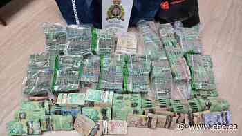 Manitoba traffic stop leads to nearly $1M cash seizure