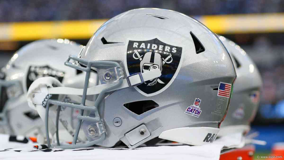 Raiders' Cousins, Crosby scuffle at Friday practice