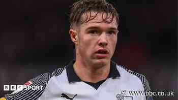 Mansfield sign Derby midfielder Thompson