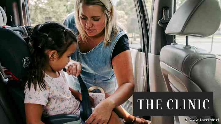 Sistemas de retención infantil en Chile: la brecha entre la ley y la seguridad real en las calles