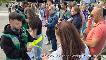 ClockClock in Wolfsburg: So bekommen Sie die begehrten Front-of-Stage-Bändchen