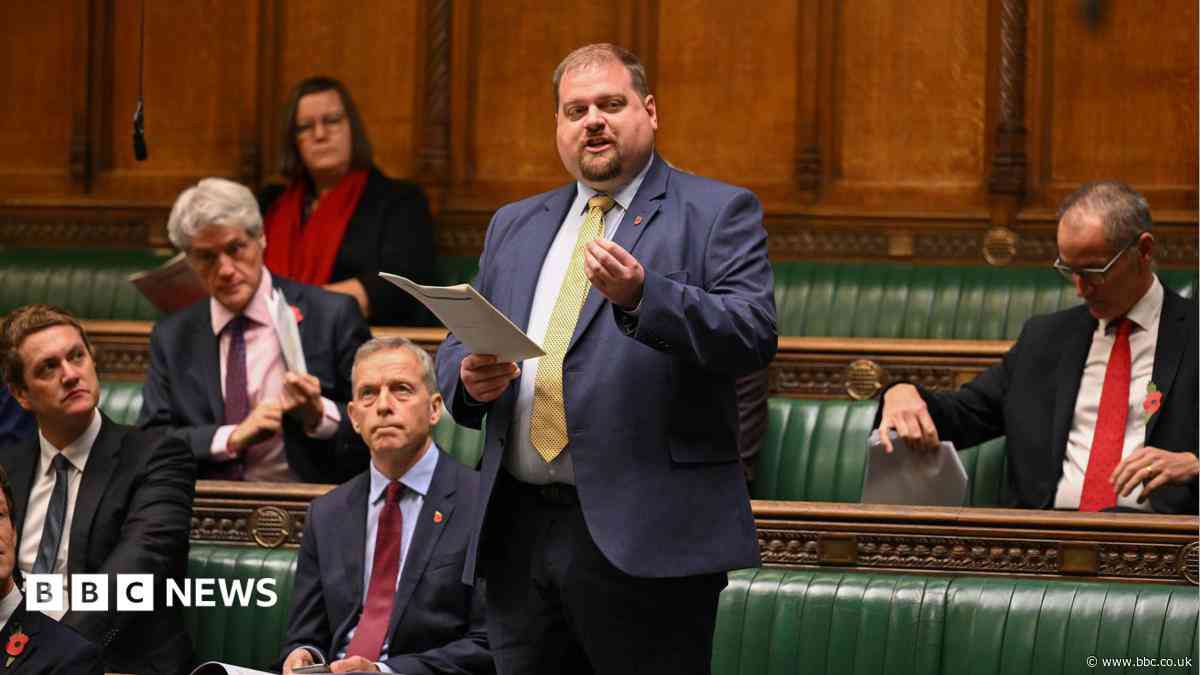 'Frustration' as HS2 delays slip road reopening